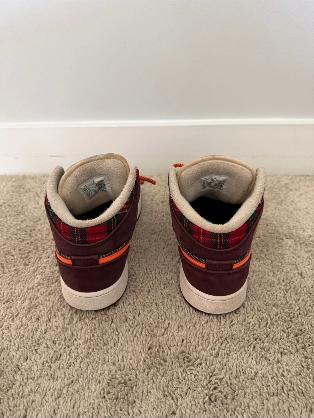Nike Air Jordan 1 Mid SE 